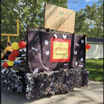 Freshman Homecoming float