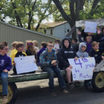 4th grade riding in parade